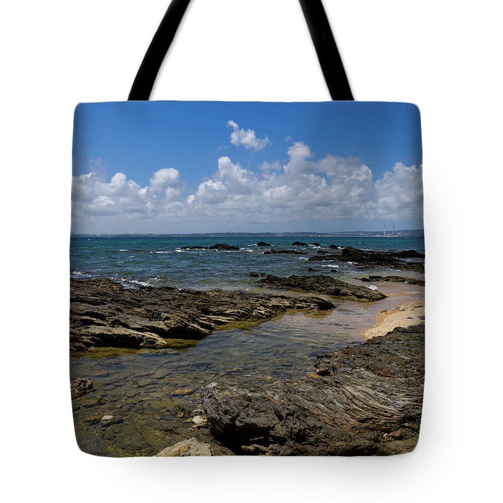 Low Tide Tote Bag featuring the photograph Retreat by Eric Hafner