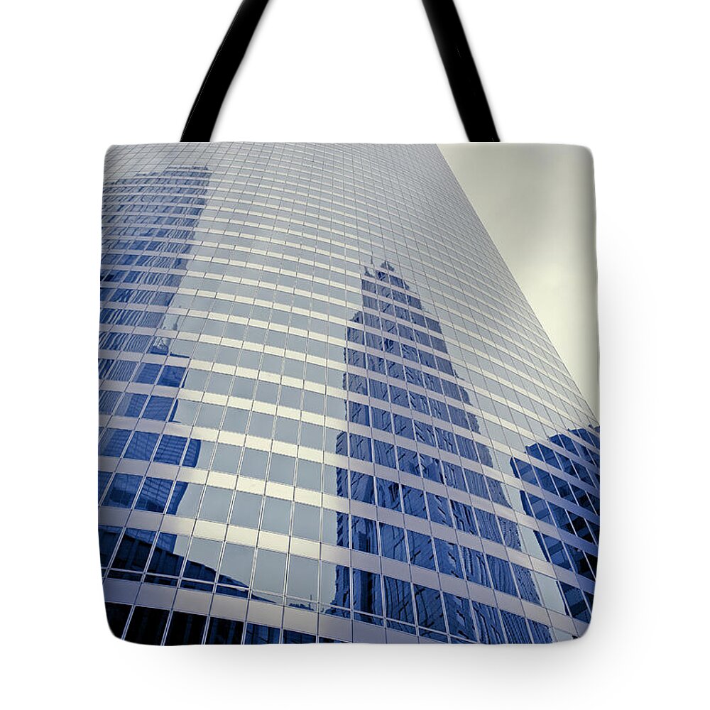Desaturated Tote Bag featuring the photograph Retro Toned Chicago Modern Skyscraper by Pawel.gaul