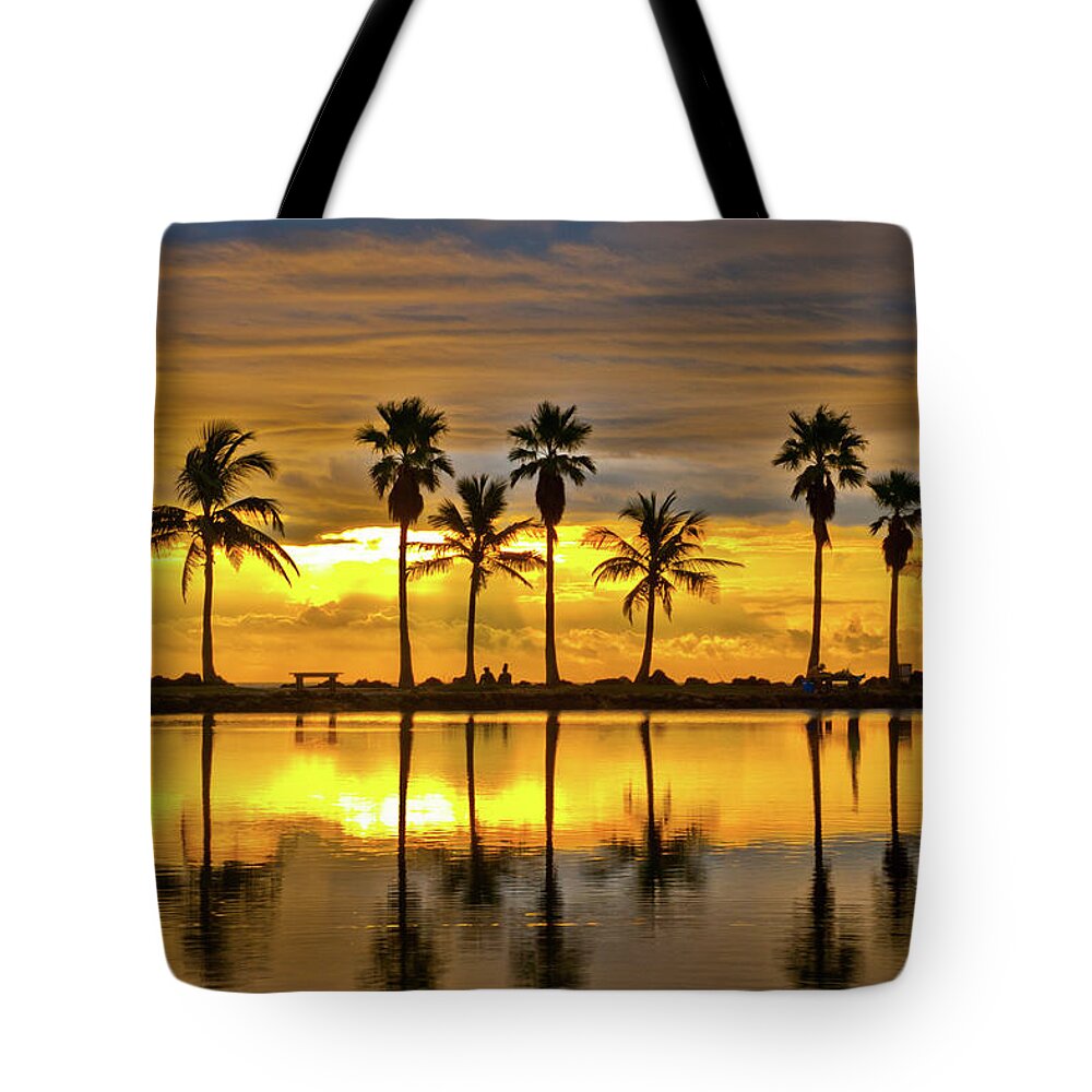 Sunsets Tote Bag featuring the photograph Ripple effect by Edgar Estrada