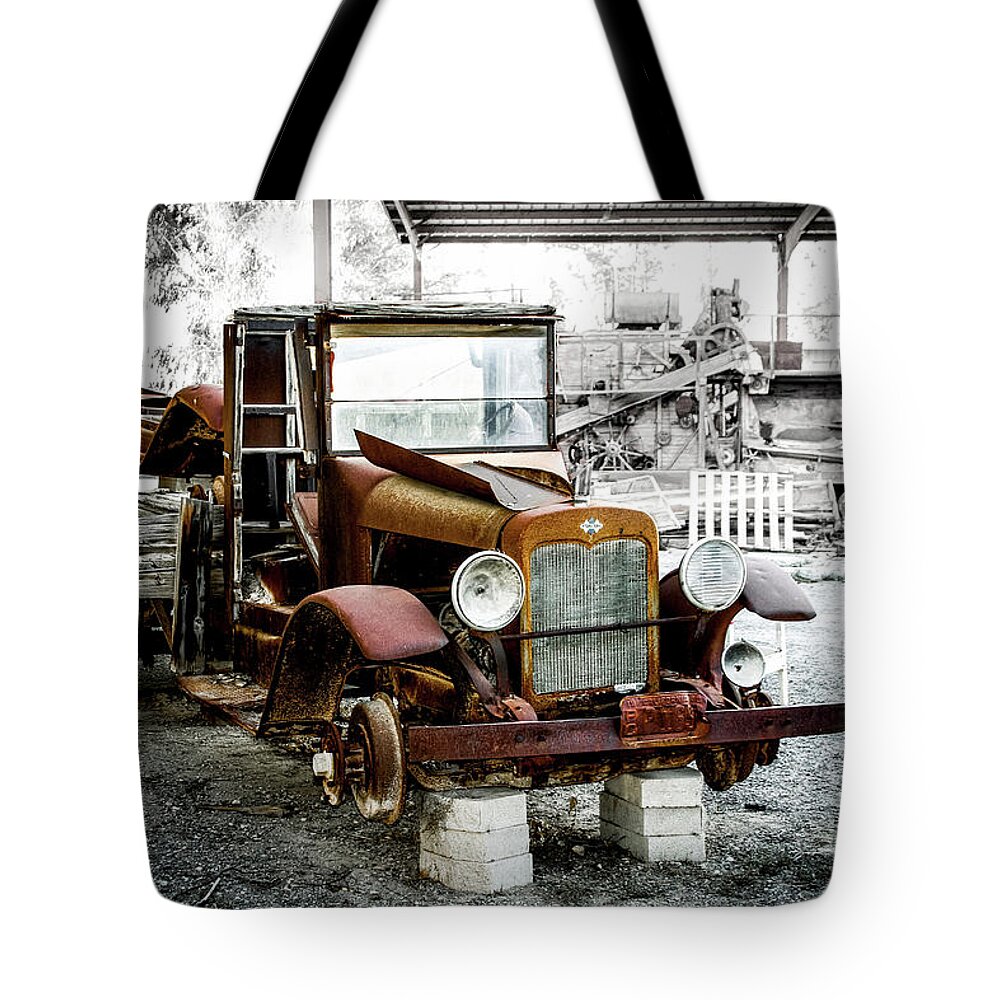 Rusty Truck Tote Bag featuring the photograph Rusty International Truck 1929 by Gene Parks