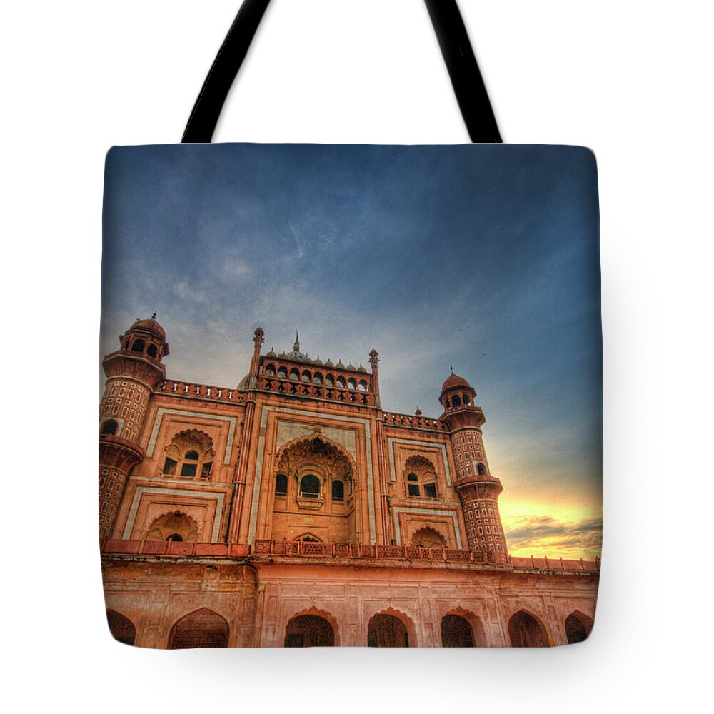 Arch Tote Bag featuring the photograph Safdarjungs Tomb by Sudiproyphotography