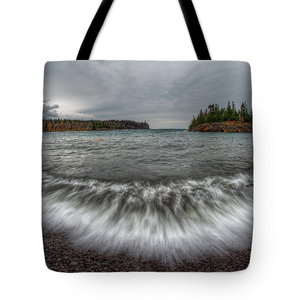 Lighthouse Tote Bag featuring the photograph Split Rock Lighthouse State Park by Brad Bellisle