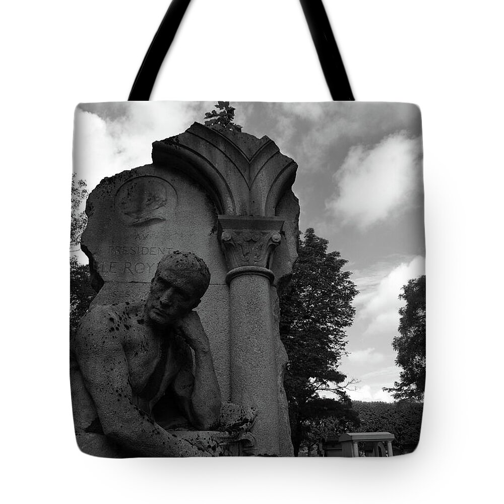 Statue Tote Bag featuring the photograph Statue, pondering by Edward Lee