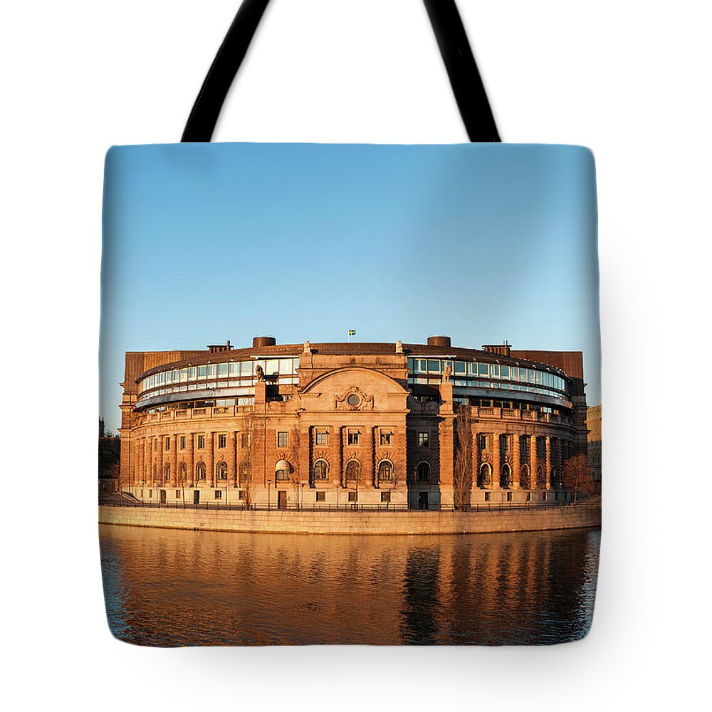 Panoramic Tote Bag featuring the photograph Stockholm Riksdagshuset Parliament by Fotovoyager