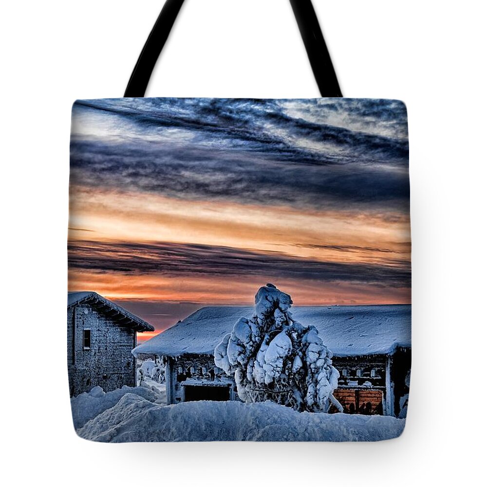 Sunrise Tote Bag featuring the photograph Sunrise on Sleigh in Finland by Roberta Kayne