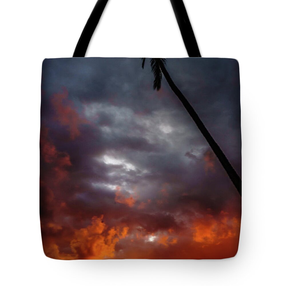 Hawaii Tote Bag featuring the photograph Sunset by the Palm by John Bauer