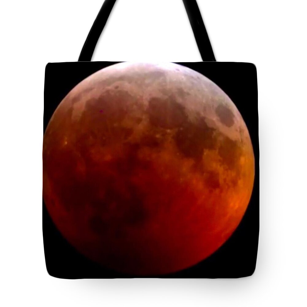 Lunar Eclipse Tote Bag featuring the photograph Super Blood Wolf Moon by Chris Montcalmo