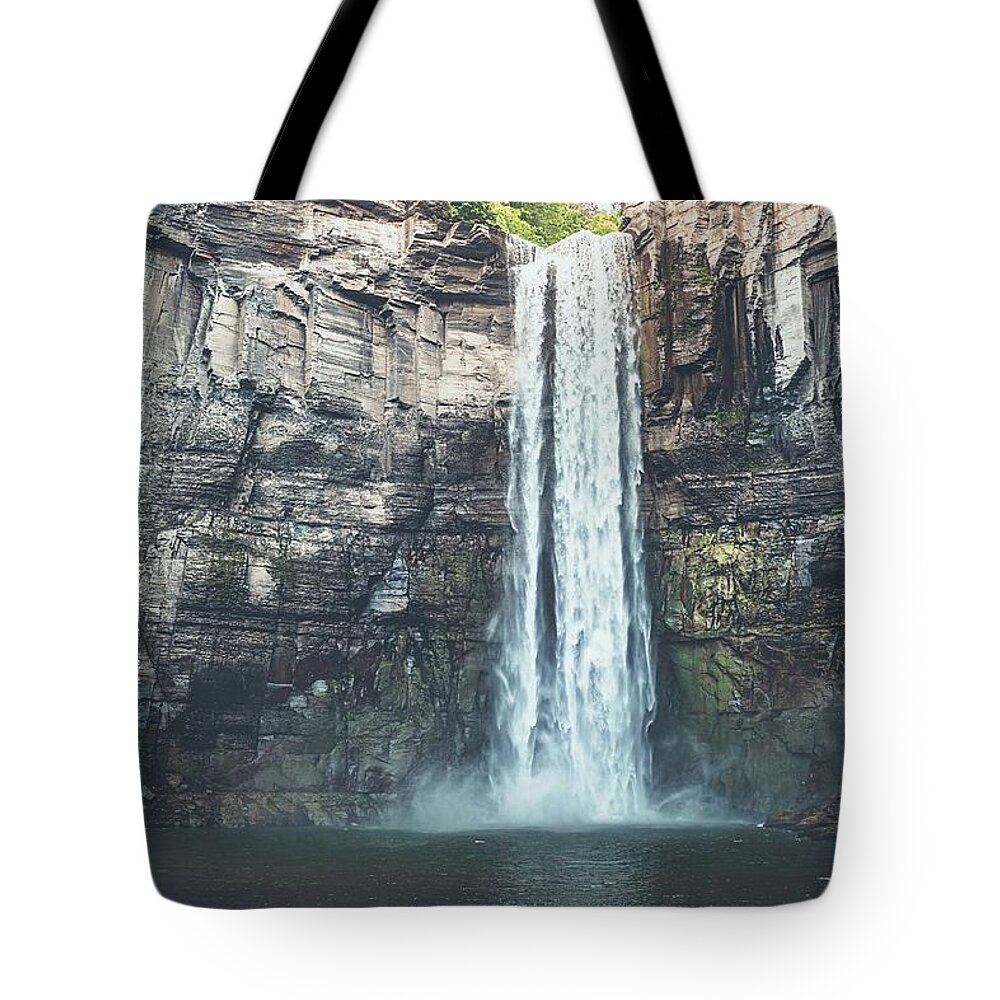Glamping Tote Bag featuring the photograph Taughannock Falls by Dave Niedbala
