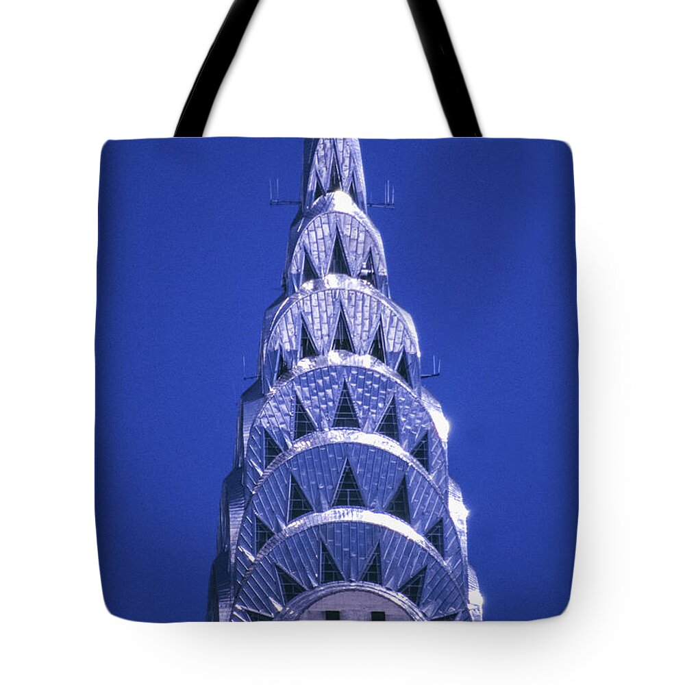 Chrysler Tote Bag featuring the photograph The Chrysler Building, New York City by John Soffe
