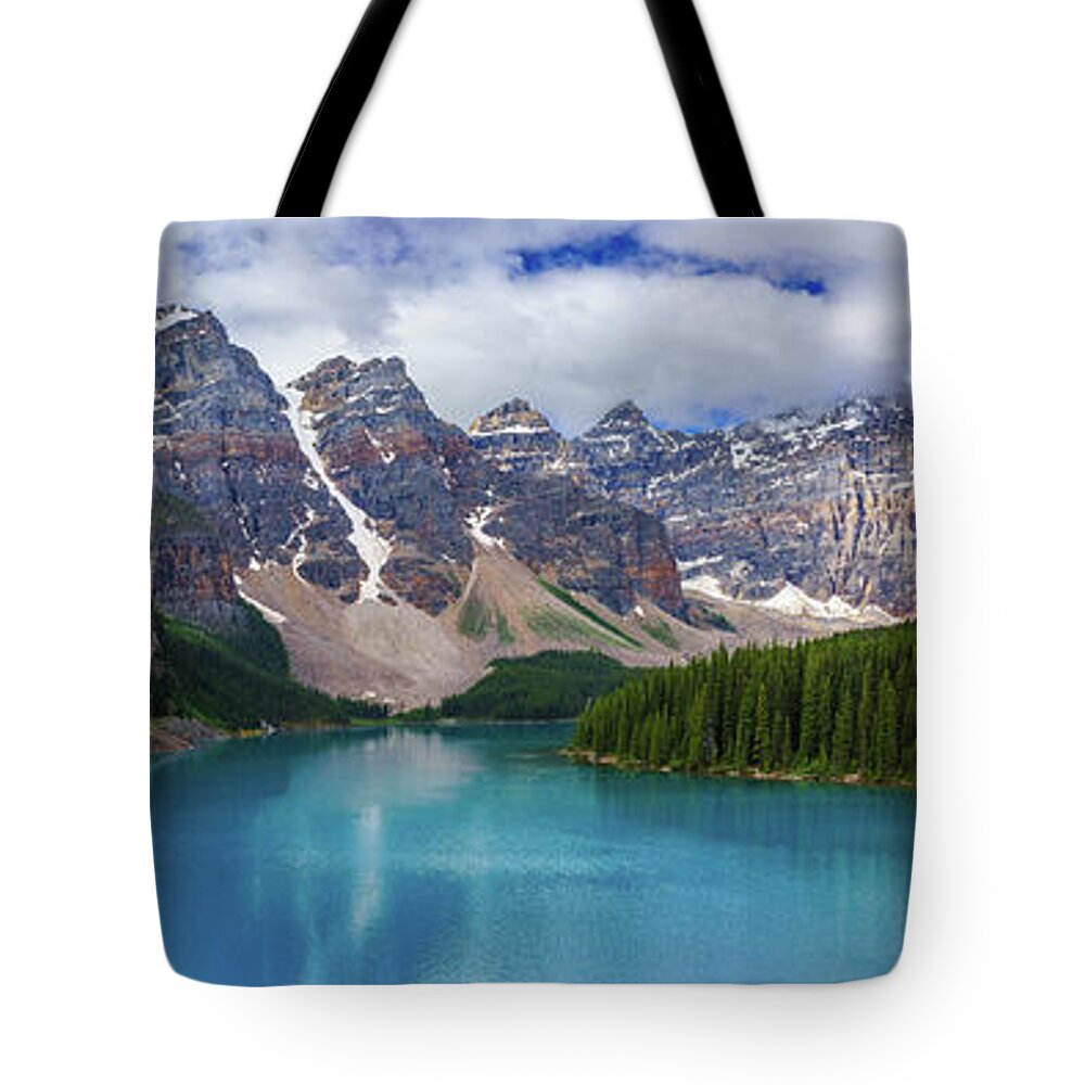 2017 Calendar Tote Bag featuring the photograph The Great Morraine Wilderness by Ryan Moyer