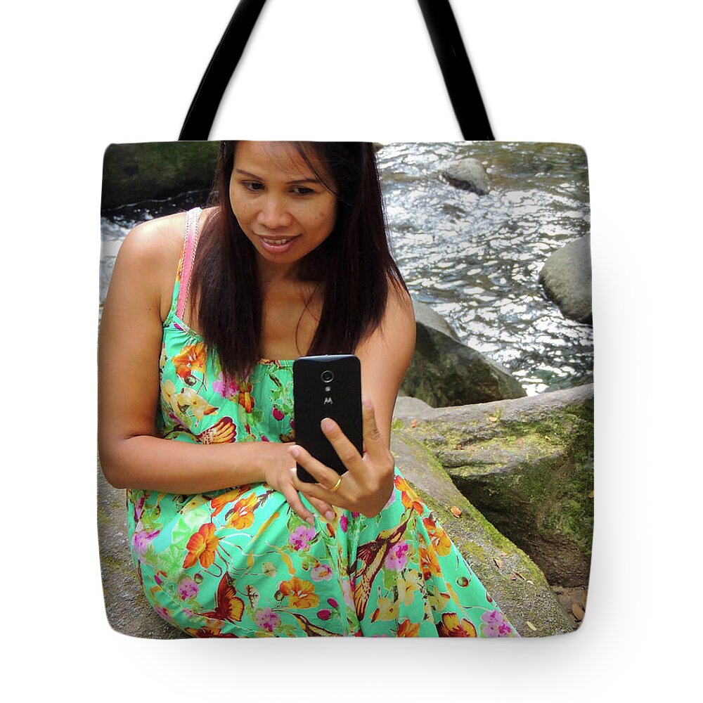 Girl Tote Bag featuring the photograph The narcissist by Jeremy Holton