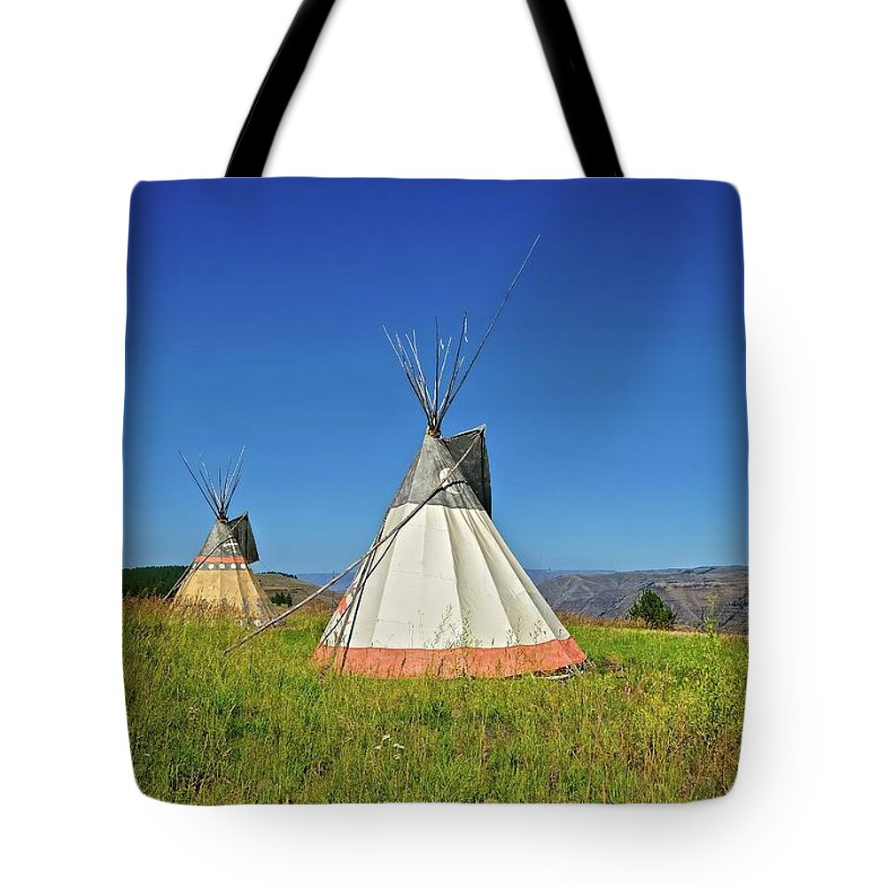 Tranquility Tote Bag featuring the photograph Tipi by Philip Kuntz, Nw Visions