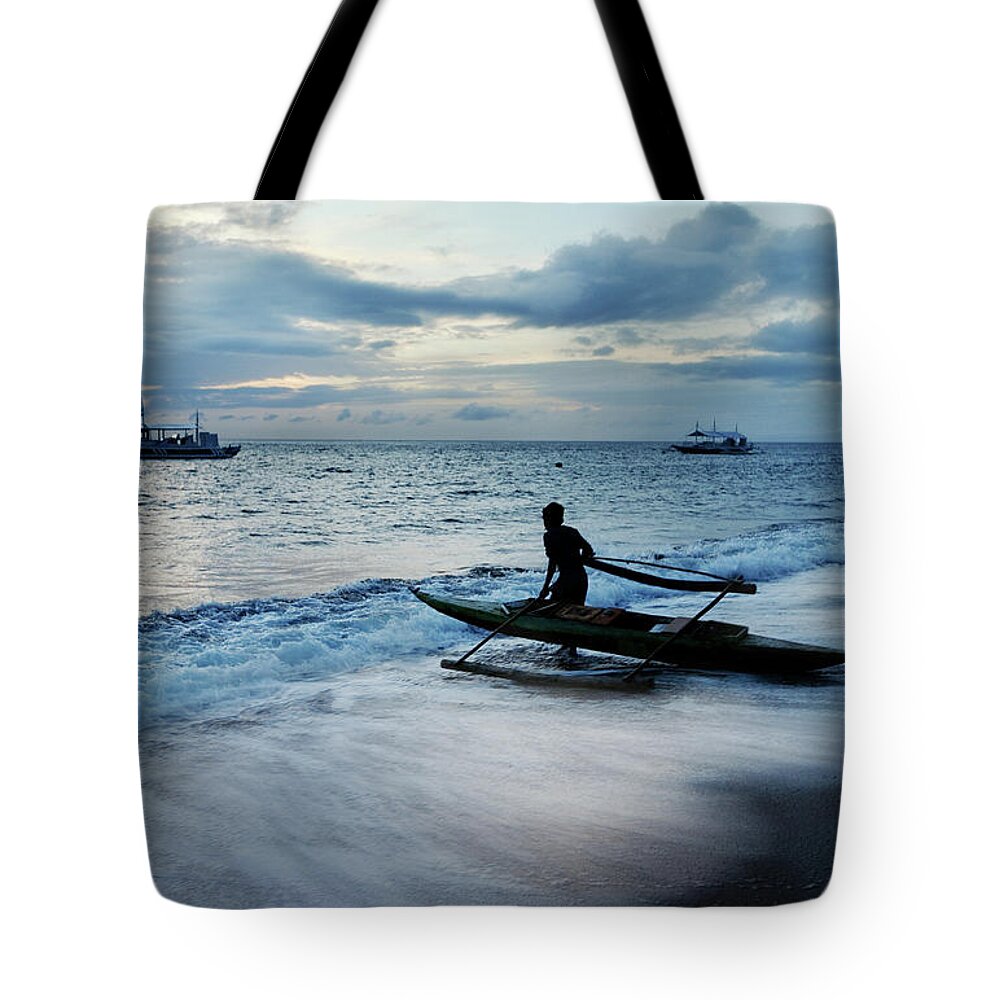 Scenics Tote Bag featuring the photograph To The Sea by Nature, Underwater And Art Photos. Www.narchuk.com