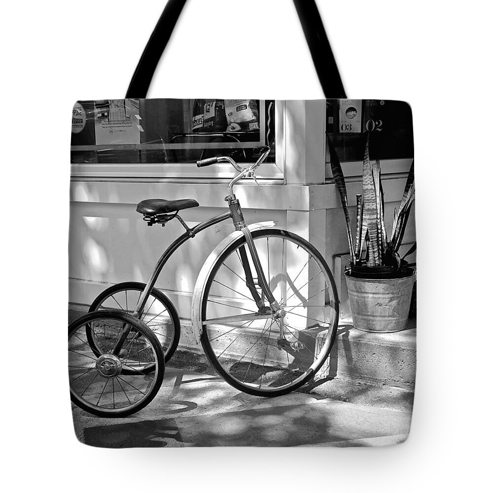 Montreal Tote Bag featuring the photograph Tricycle, Montreal by Mike Reilly