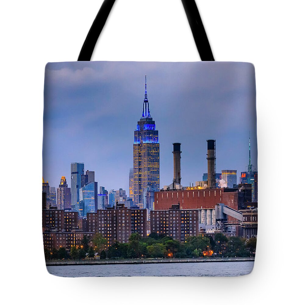 Estock Tote Bag featuring the digital art United States, New York City, Brooklyn, East River, Williamsburg, Domino Park, View Towards Empire State Building by Antonino Bartuccio
