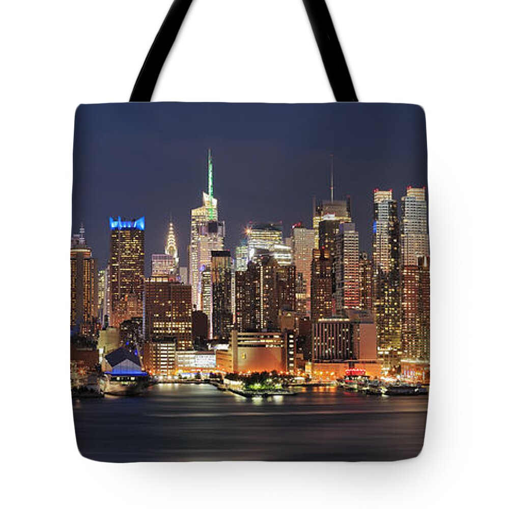 Estock Tote Bag featuring the digital art United States, New York City, Manhattan, Midtown, Empire State Building, Midtown Skyline At Night, View From New Jersey by Riccardo Spila