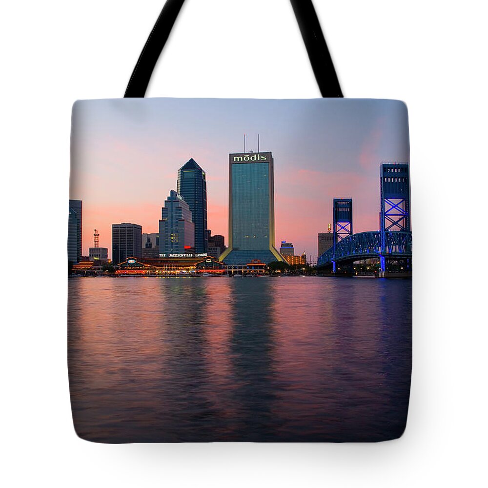 Outdoors Tote Bag featuring the photograph Usa, Florida, Jacksonville, Main Street by Diane Macdonald