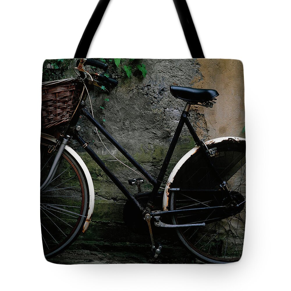 Outdoors Tote Bag featuring the photograph Vintage Bicycle by Terry Mccormick