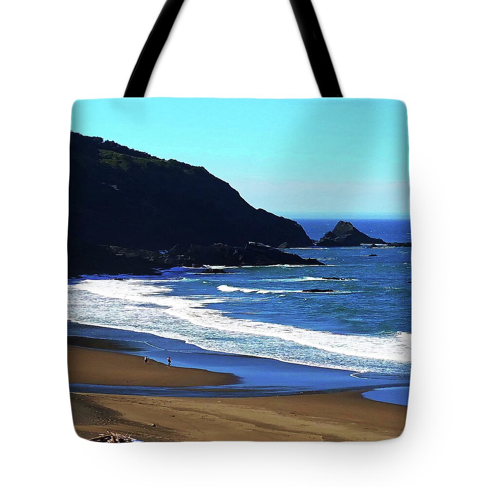 Oregon Tote Bag featuring the photograph Walk On The Beach by Melinda Firestone-White