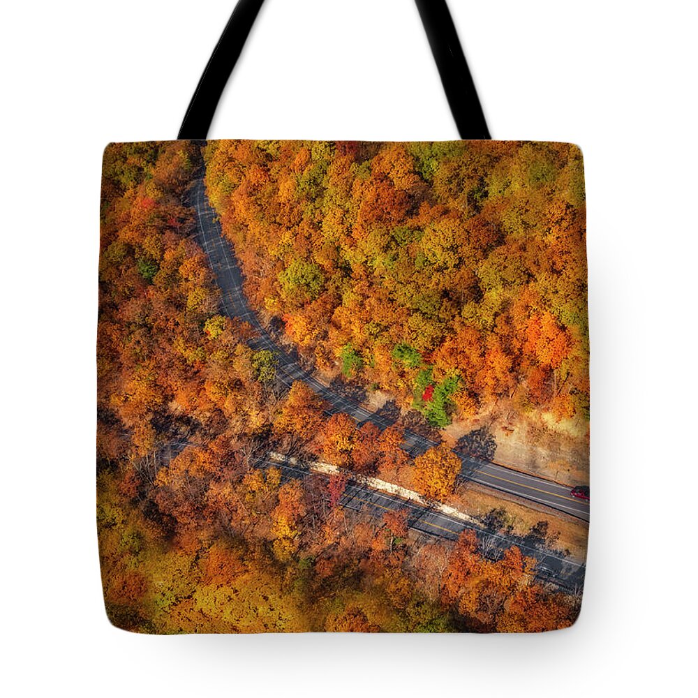 Hudson Valley Tote Bag featuring the photograph Hair Pin Turn The Gunks NY #1 by Susan Candelario