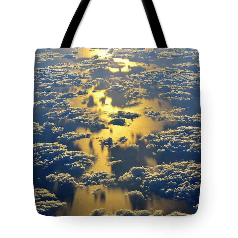 Cloud Tote Bag featuring the photograph Sunset over the Gulf of Mexico #1 by Chris Smith