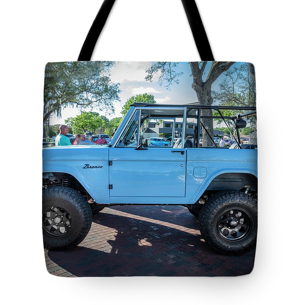 1972 Wind Blue Ford Bronco Tote Bag featuring the photograph 1972 Wind Blue Ford Bronco X107 by Rich Franco