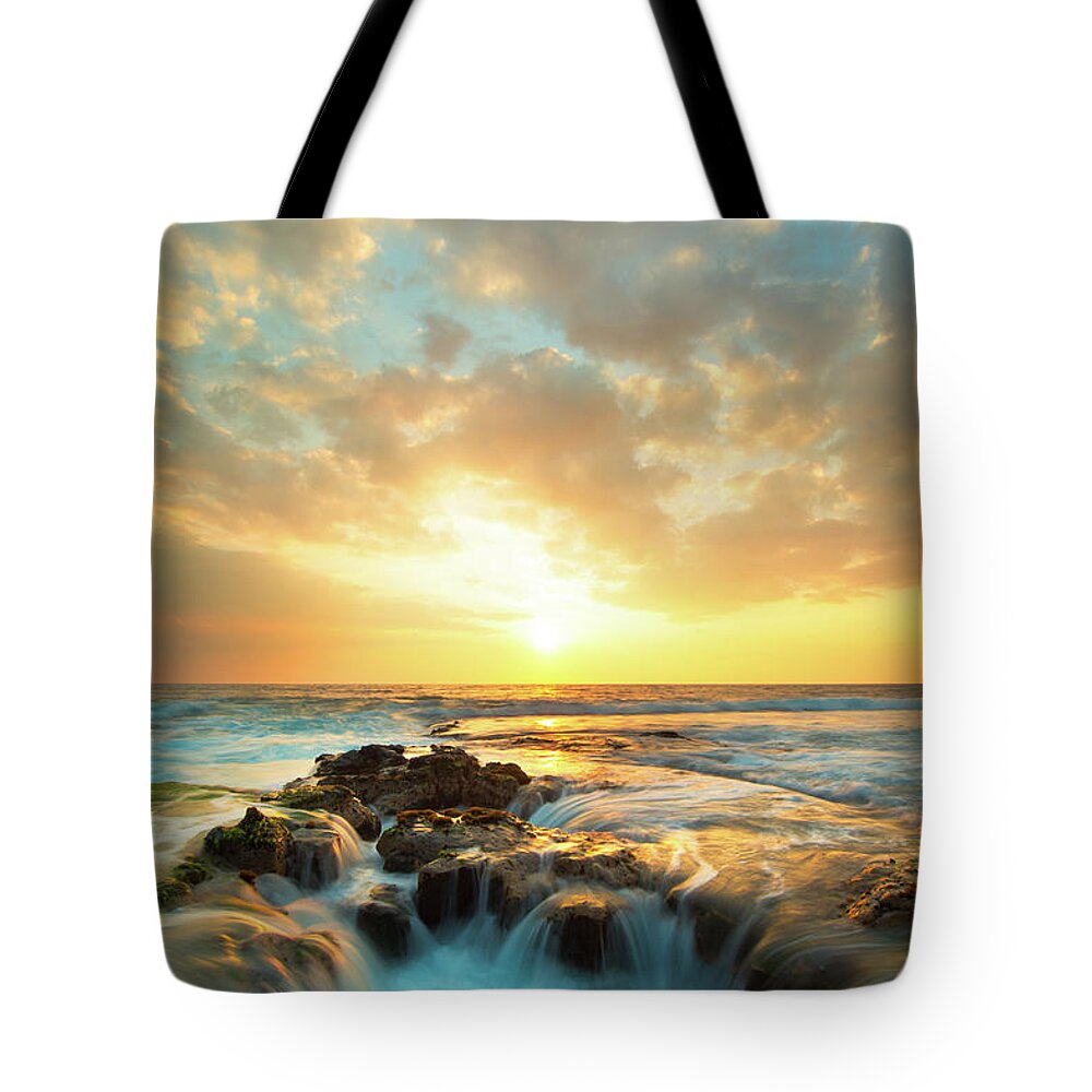 Hawaii Tote Bag featuring the photograph Kona Sunset by Patrick Campbell