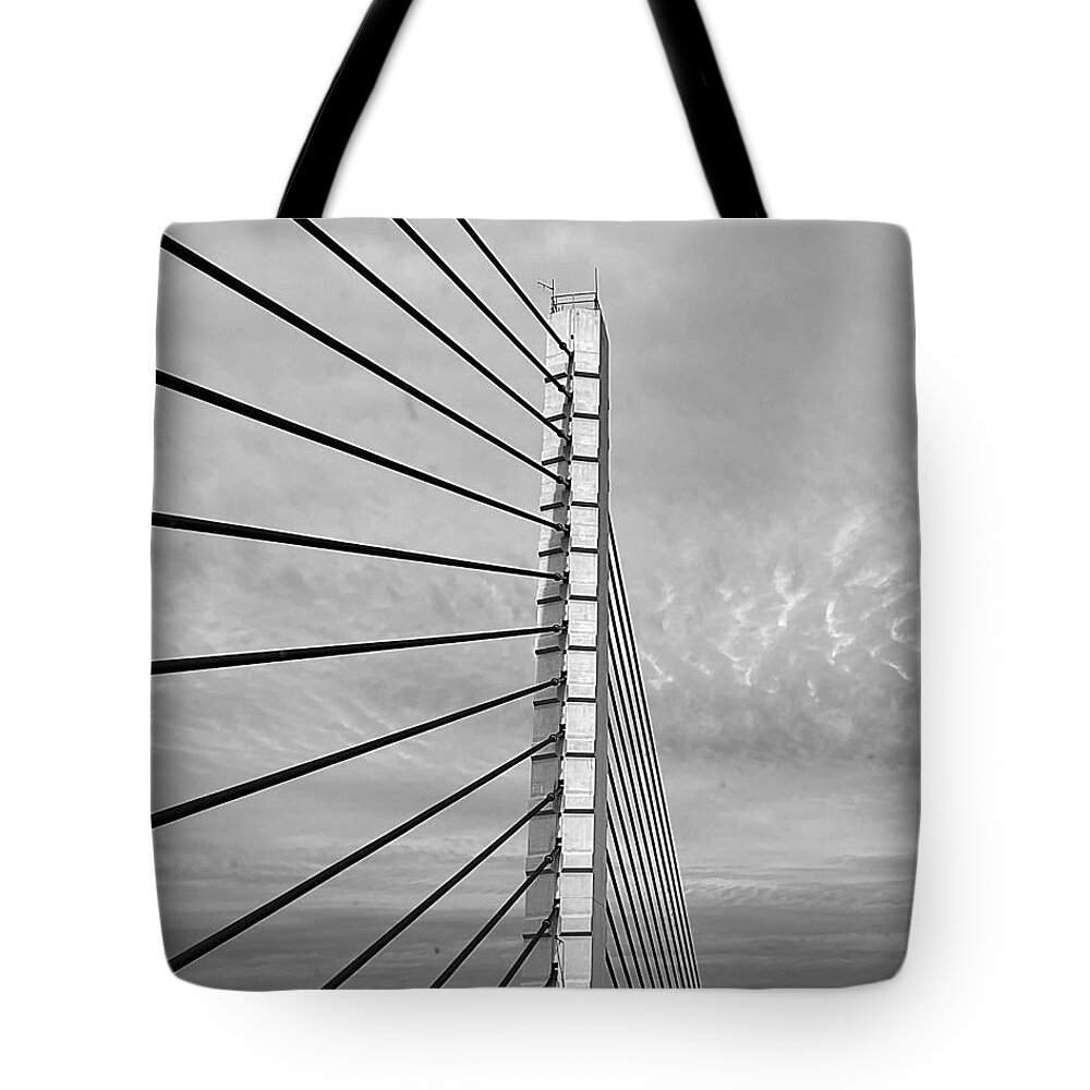 Bridge Tote Bag featuring the photograph 295 North BW by Lee Darnell