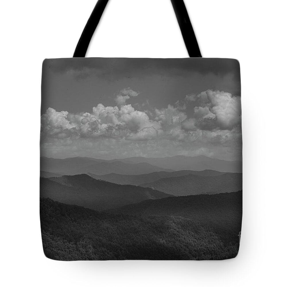 3607 Tote Bag featuring the photograph Mountian Overlook #4 by FineArtRoyal Joshua Mimbs