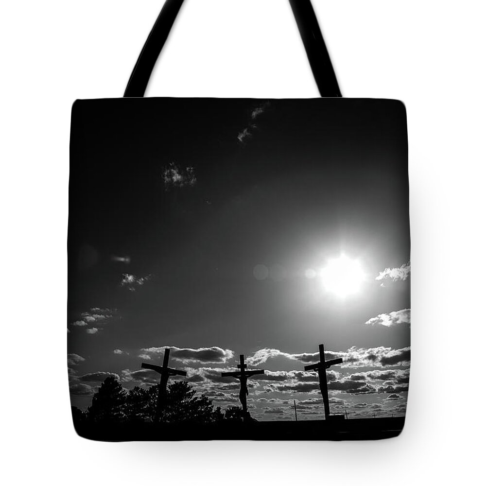 The Cross Of Our Lord Jesus Christ In Groom Texas Tote Bag featuring the photograph The Cross of our Lord Jesus Christ in Groom Texas by Eldon McGraw