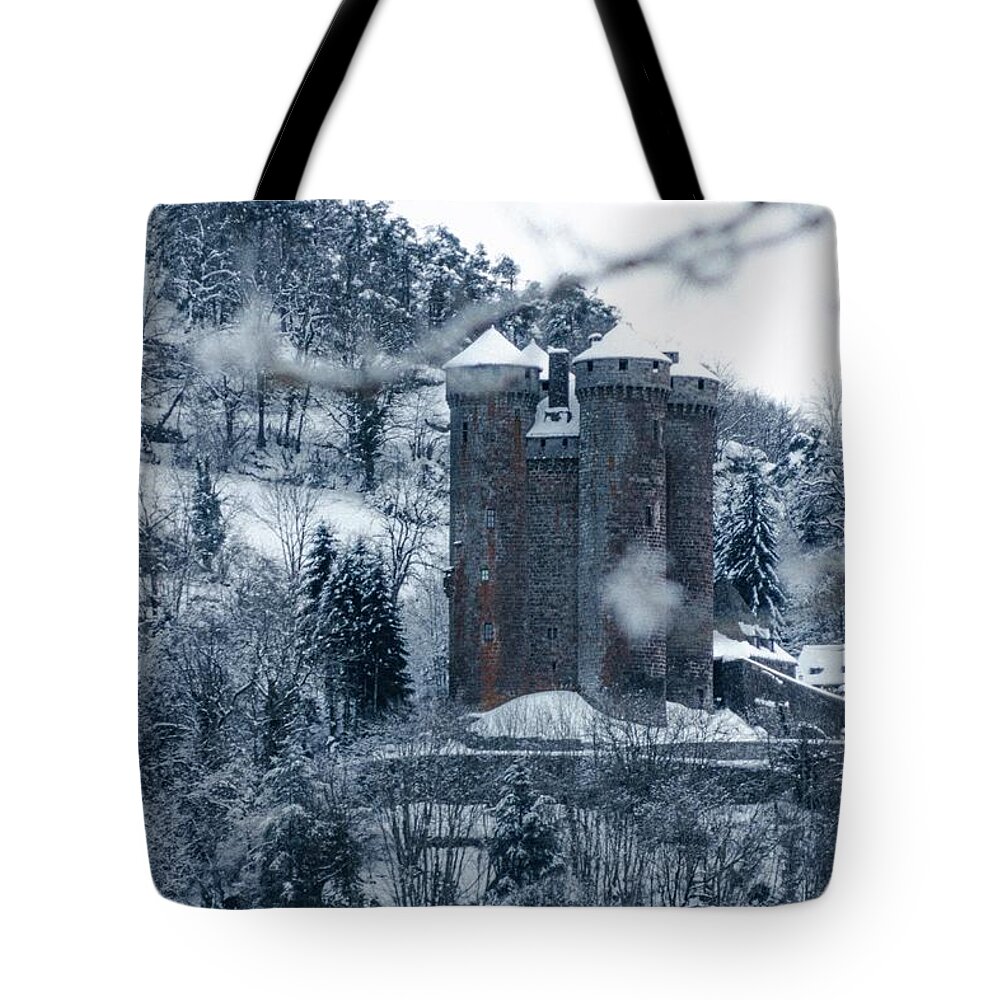 Castle Tote Bag featuring the photograph Beautiful Photograph Of A Castle #33 by Castle Photography