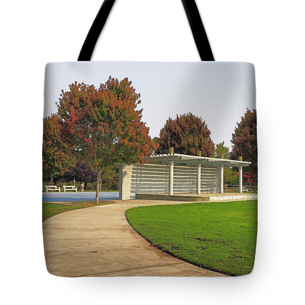 Landscape Tote Bag featuring the photograph Smokey Park #4 by Richard Thomas