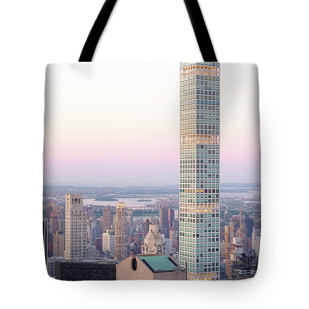 New York Tote Bag featuring the photograph 432 Park Avenue #3 by Alberto Zanoni