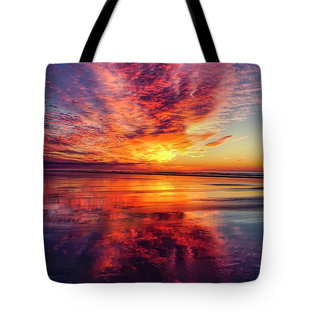 Ogunquit Beach Tote Bag featuring the photograph A Memorable Morning by Penny Polakoff