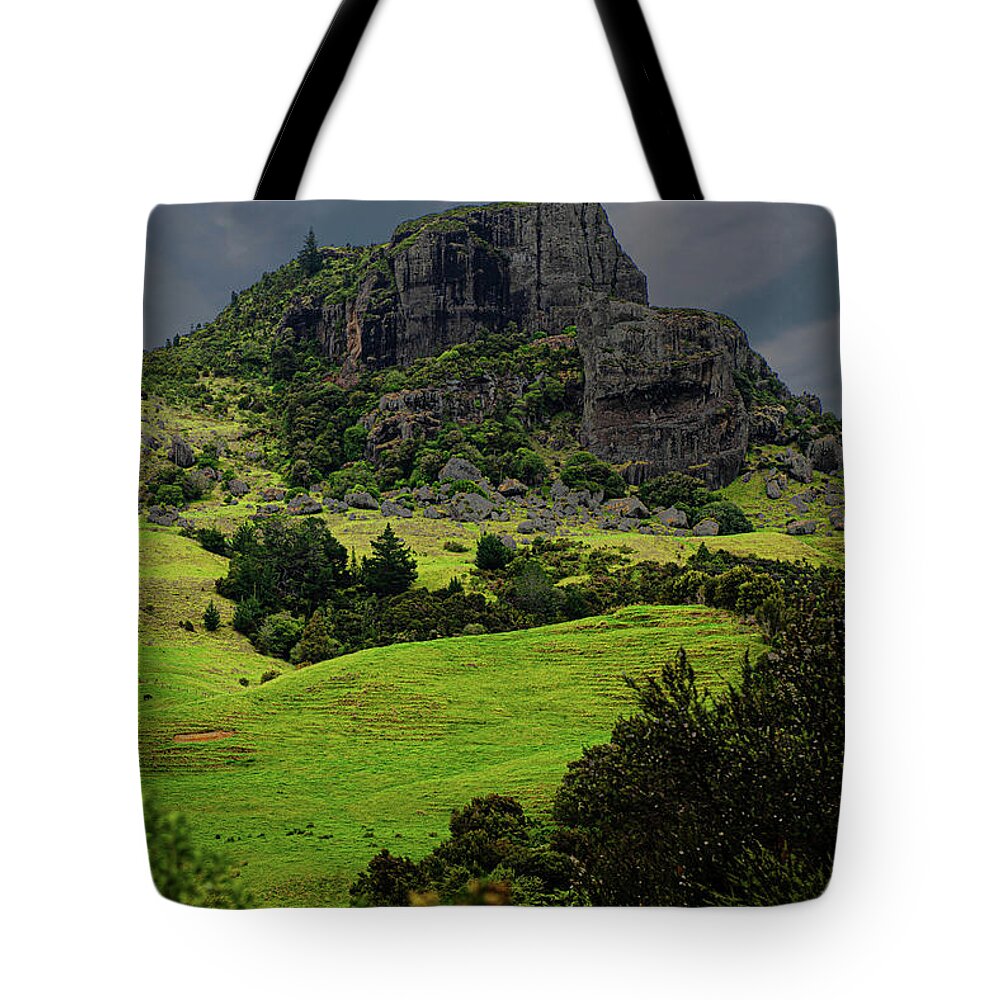 Doubtless Bay Tote Bags