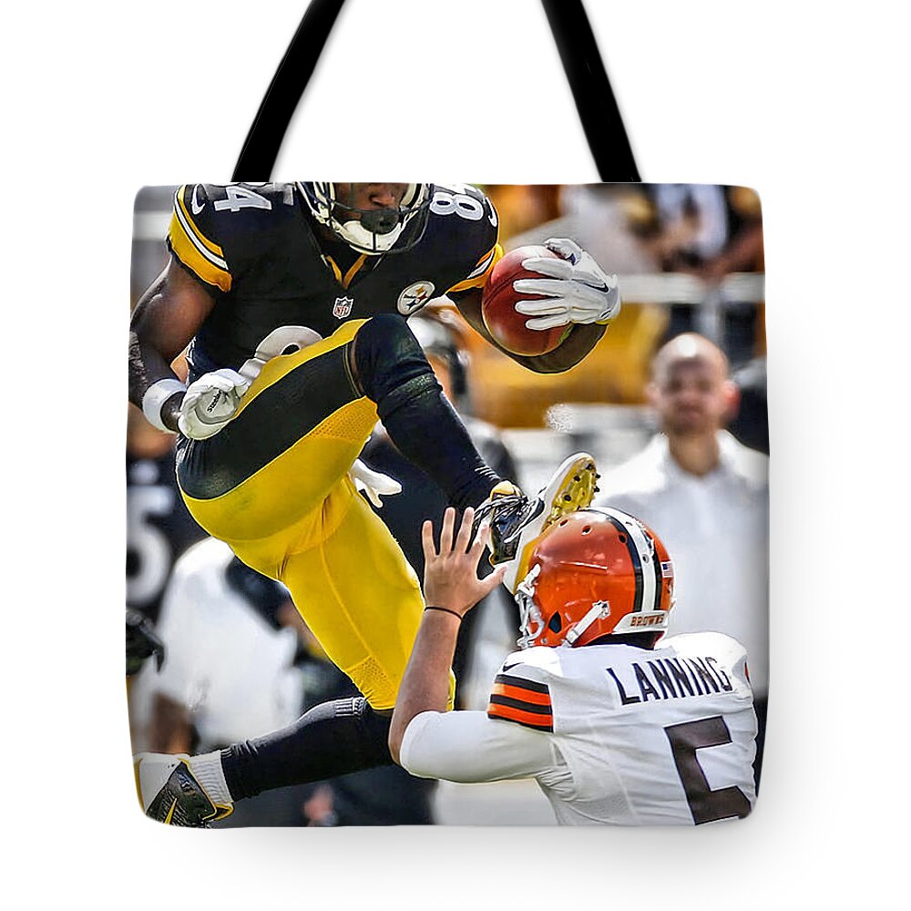 Leveon Bell Tote Bags