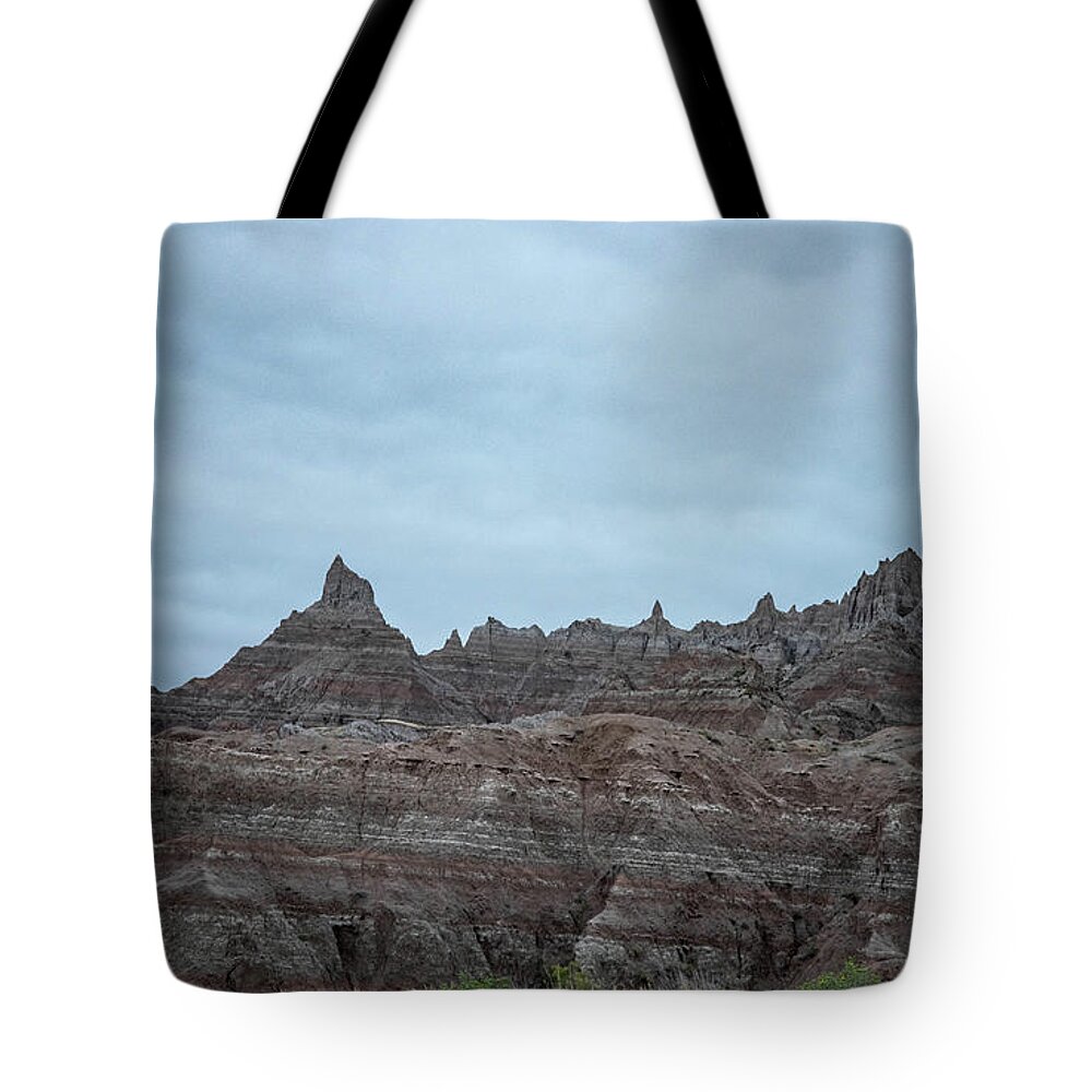  Tote Bag featuring the photograph Badlands 16 by Wendy Carrington
