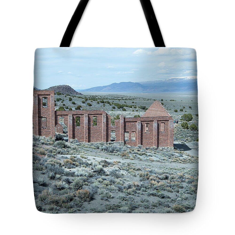 Western And Towms And Mining Camps Tote Bag featuring the photograph Belmont Floatation Mill by David Salter