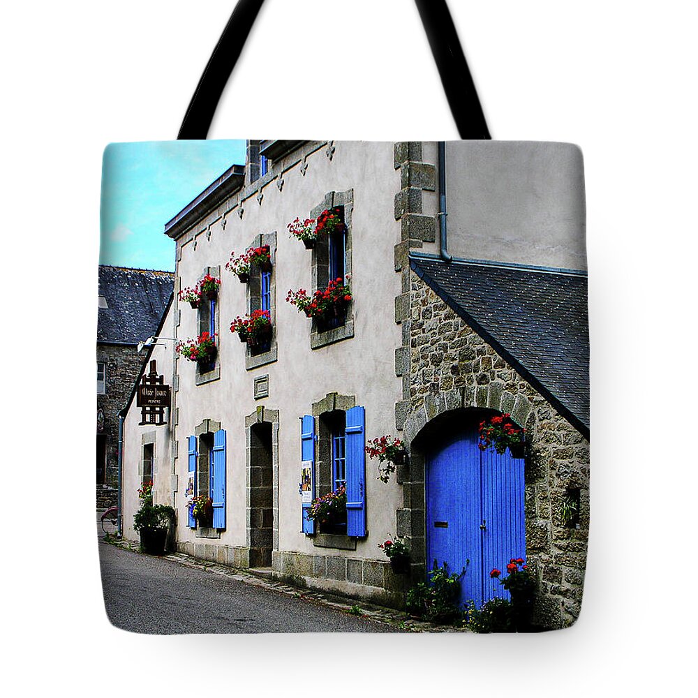 France Tote Bag featuring the photograph Blue on brick by Jim Feldman