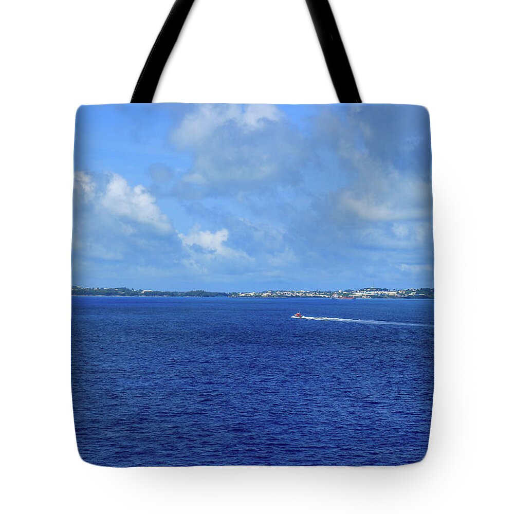 Bermuda Tote Bag featuring the photograph Boating Heading for Bermuda by Auden Johnson