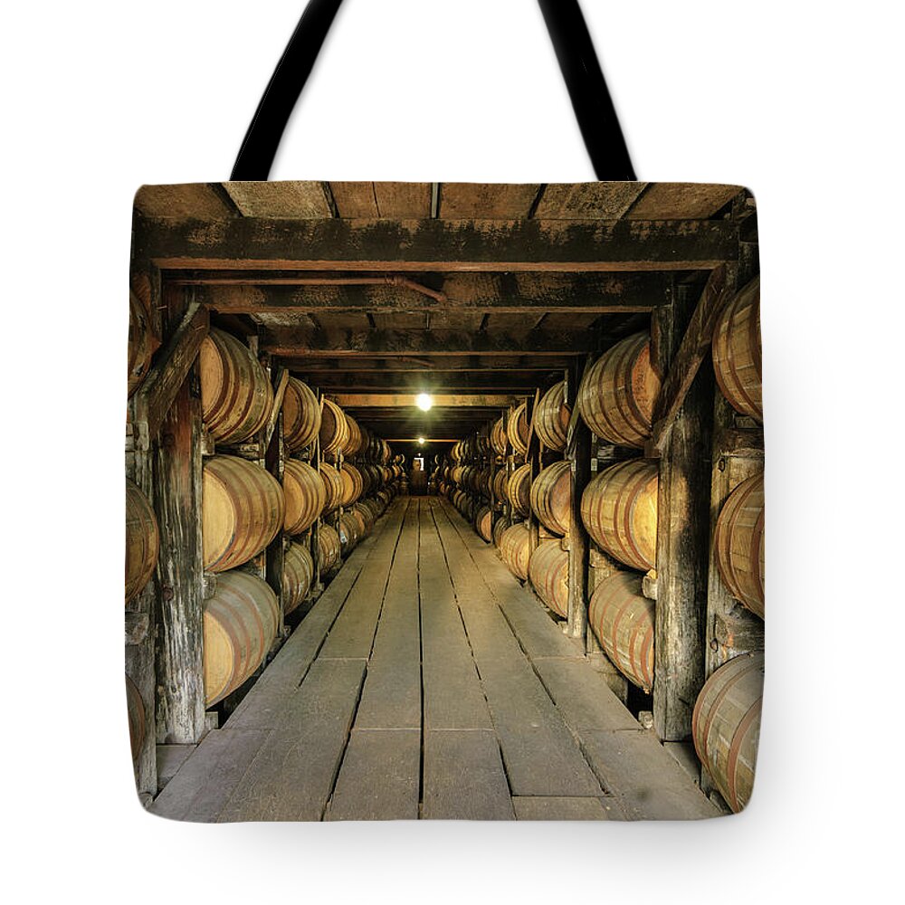 Rick Tote Bag featuring the photograph Buffalo Trace Rick House - D008610 by Daniel Dempster