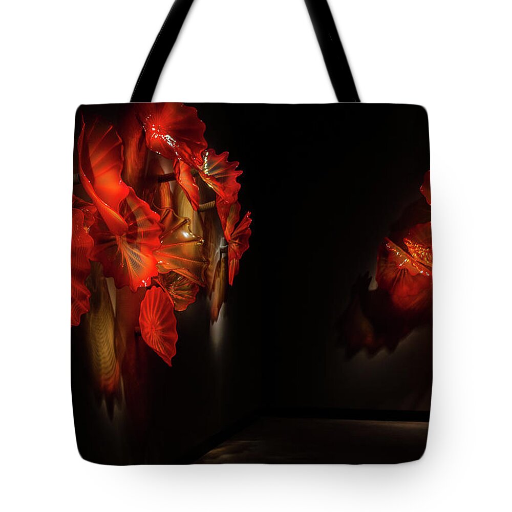 Blownglass Tote Bag featuring the photograph Chihuly Glass No.4 by Vicky Edgerly