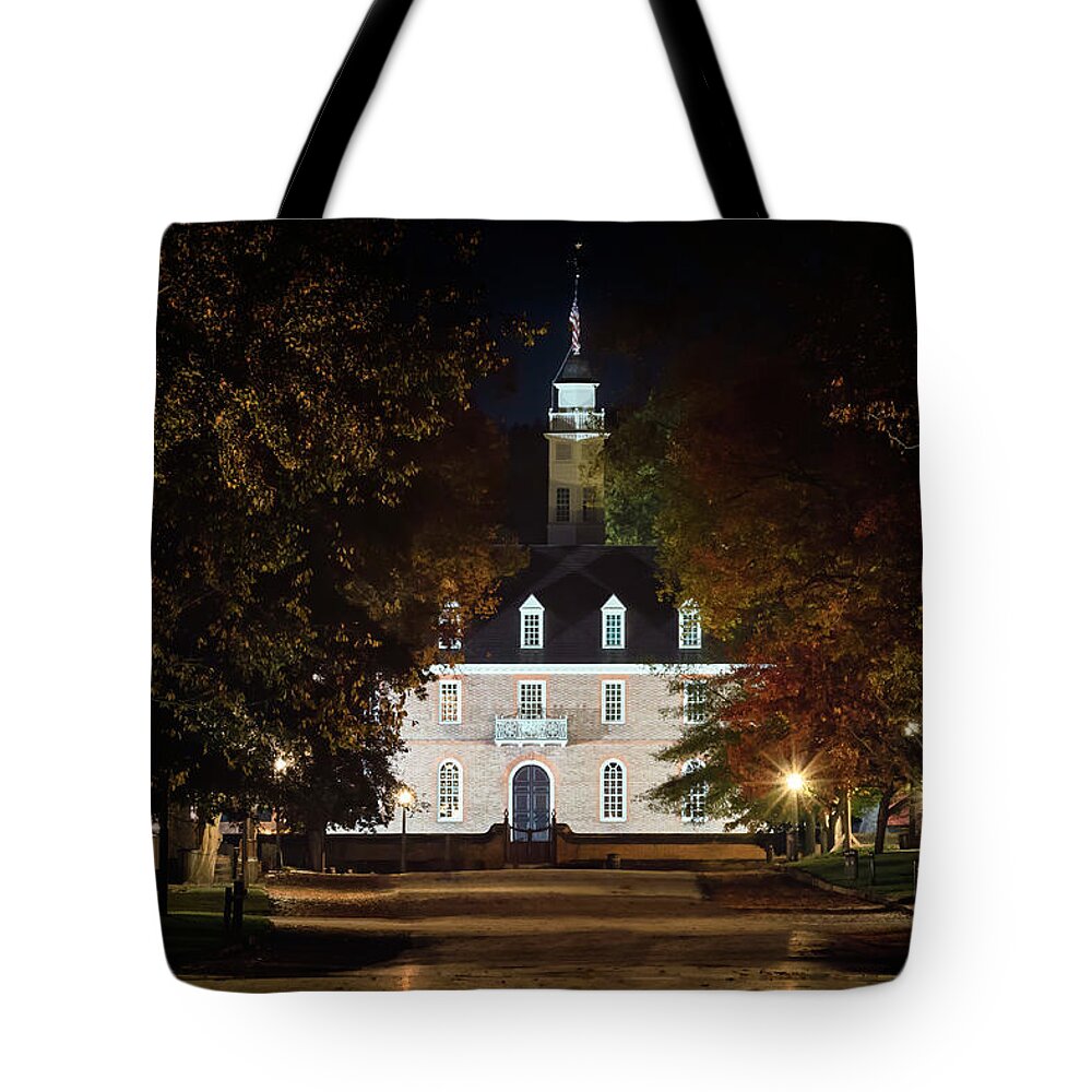 Colonial Williamsburg Tote Bag featuring the photograph Colonial Williamsburg Capitol at Night by Susan Rissi Tregoning