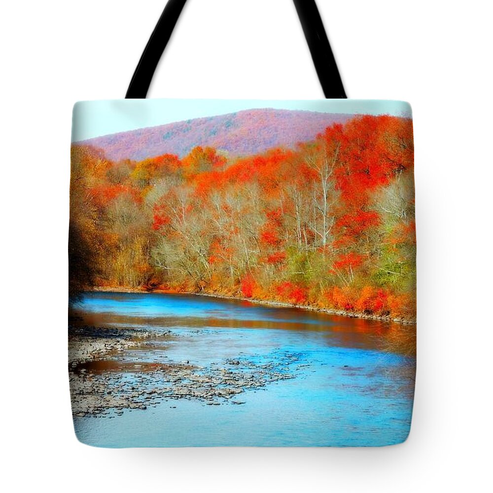 Autumn Tote Bag featuring the photograph Coloring The Kittatinny by Tami Quigley