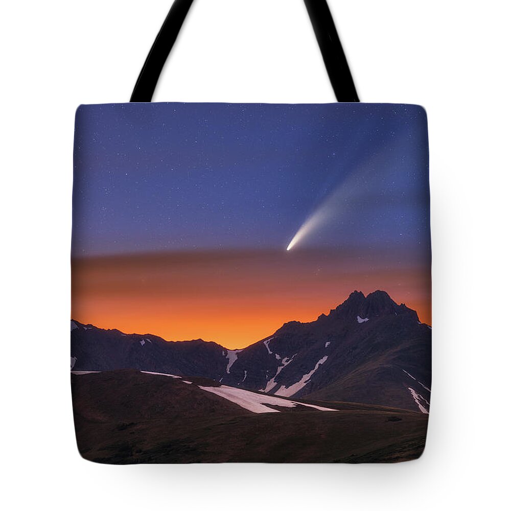 Comet Neowise Tote Bag featuring the photograph Comet Neowise Over The Citadel by Darren White