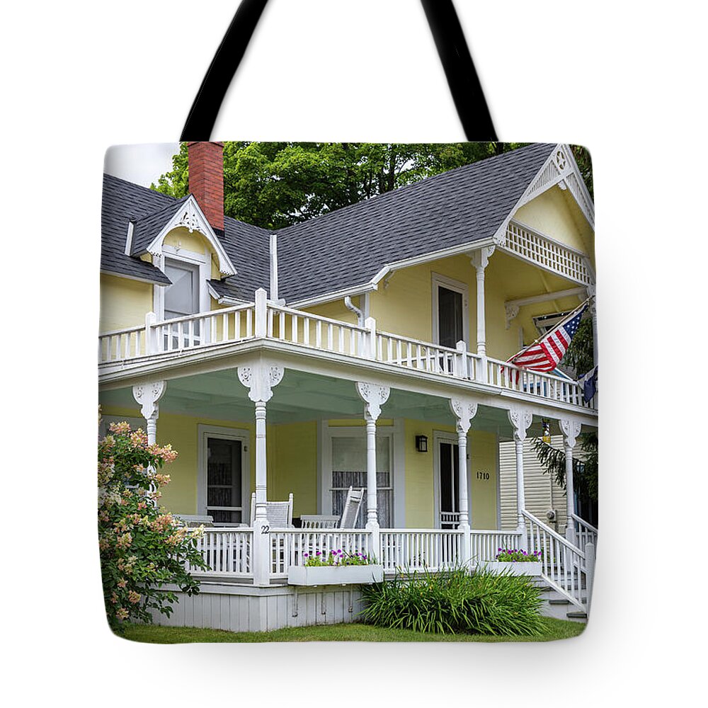 Bay View Tote Bag featuring the photograph Daylilies by the Porch by Robert Carter