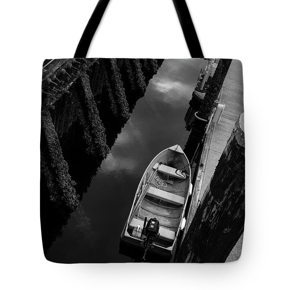 Boat Tote Bag featuring the photograph Docked by Mary Lee Dereske