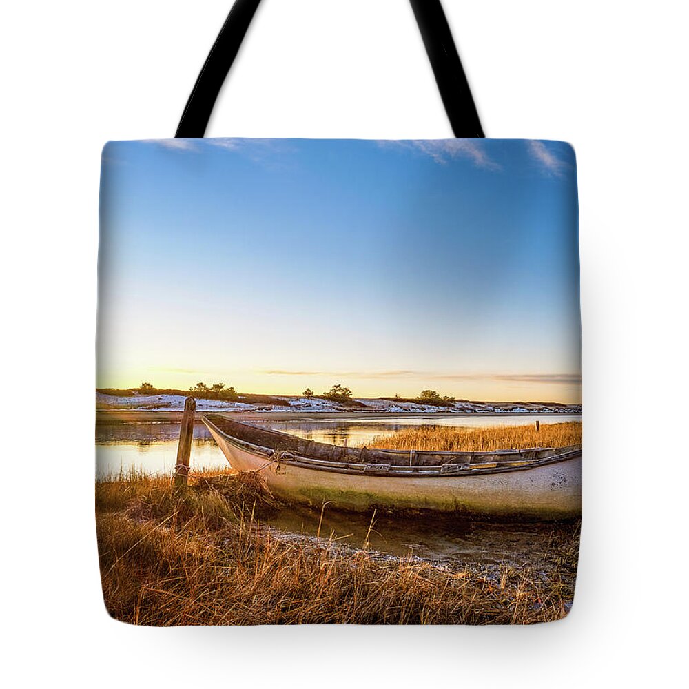 Beach Tote Bag featuring the photograph Dory, Ogunquit River by Jeff Sinon