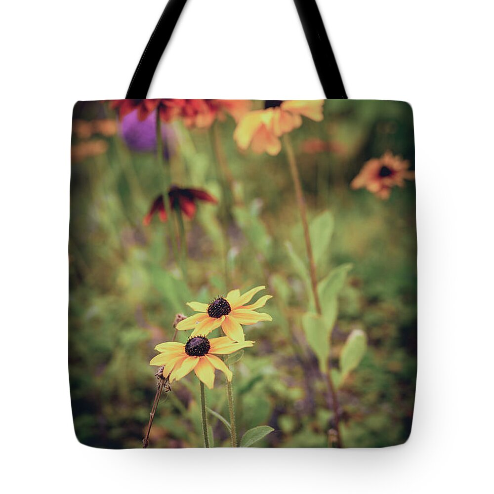 Flowers Tote Bag featuring the photograph Drawing in by Gavin Lewis