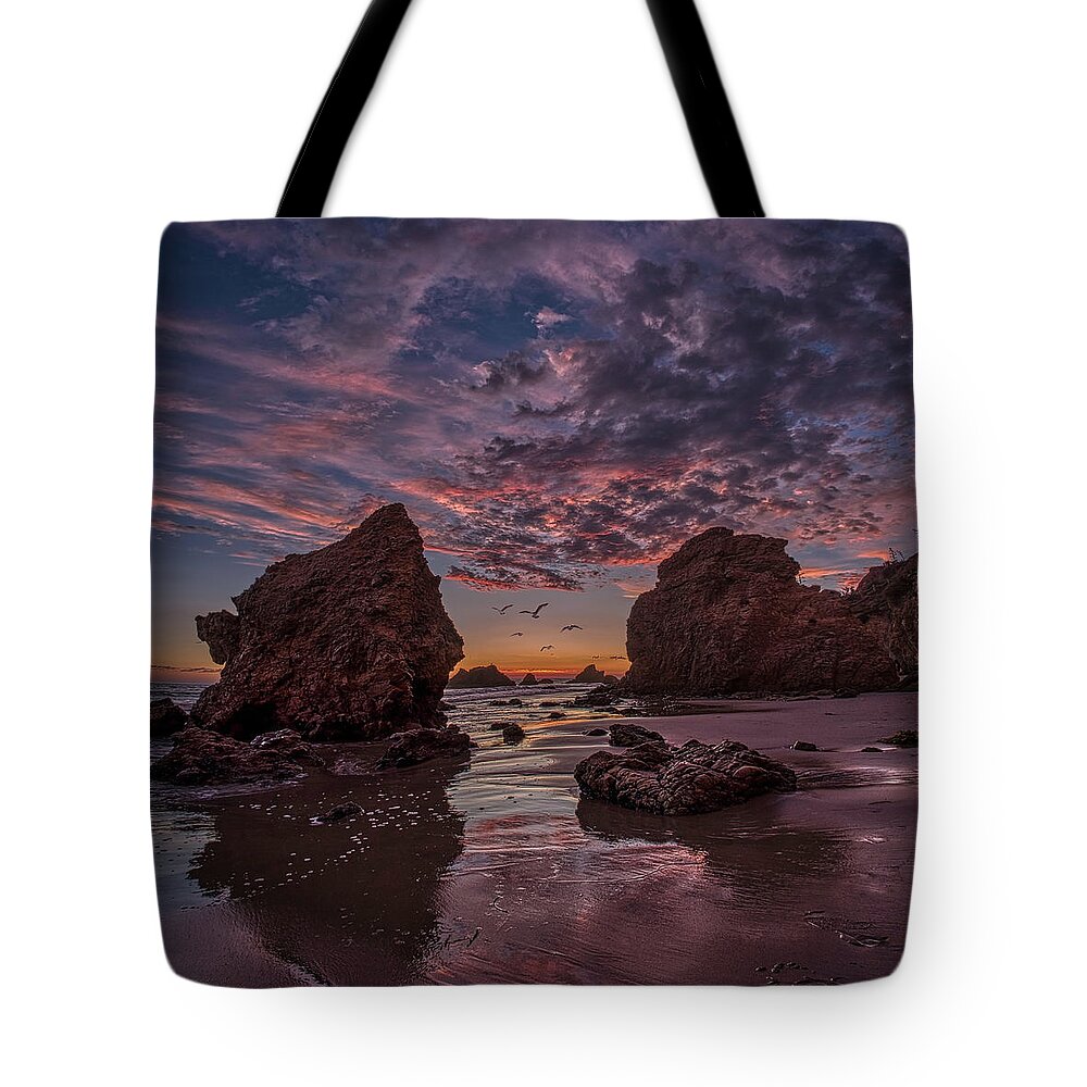 Landscape Tote Bag featuring the photograph El Matador Sunset by Romeo Victor